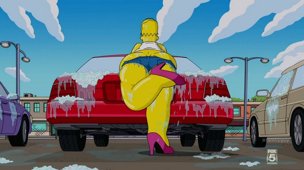 Family Guy S13E01 Homer Car Wash