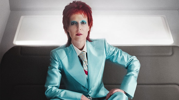 gillian-does-bowie-in-american-gods-clip