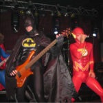 Batman ve Flash Sahnede Yardırırken