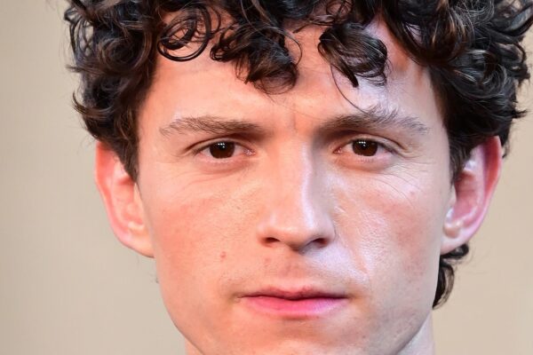 TomHolland-byPhilipRomano2