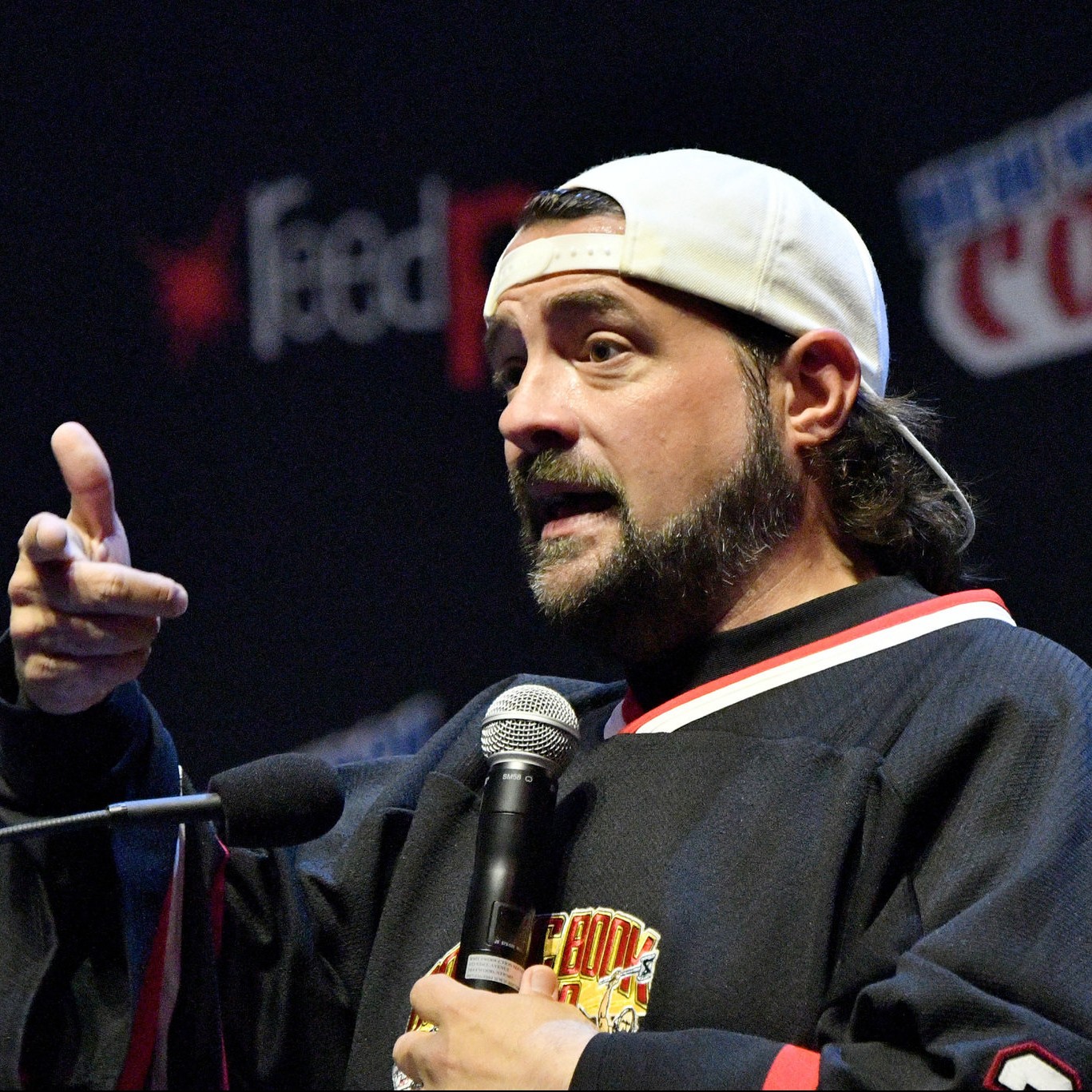 Кевин смит. Кевин Смит Kevin Smith. Кевин Смит 2020. Кевин Смит фото.