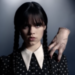 Wednesday dizi posteri