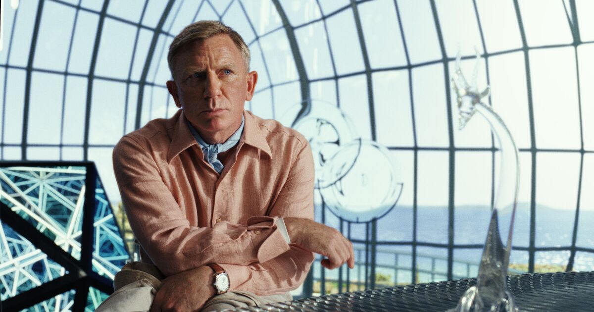 Knives Out: A Knives Out Mystery, Daniel Craig