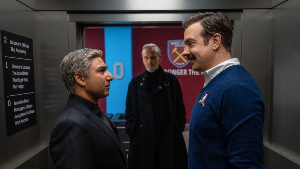 5 Maddede TED LASSO'nun GERÇEK DIŞI Dünyası
