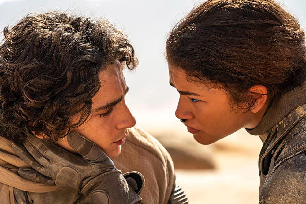Frank Herbert imzalı kitaptan uyarlanan Dune Part 2 filminden Paul ve Chani
