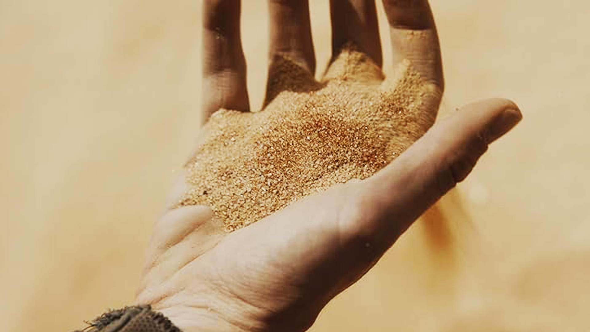 Dune Part 1 filminden bir baharat görseli.